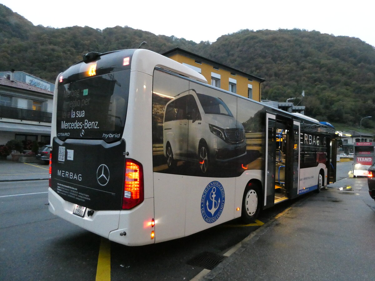 (242'749) - SNLL Lugano - TI 11'560 - Mercedes am 15. November 2022 beim Bahnhof Melide