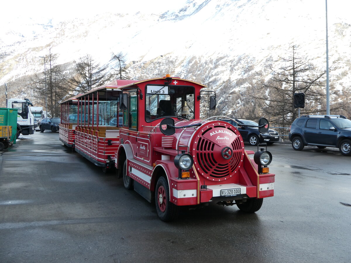 (244'333) - Allalino, Saas-Fee - VS 320'100 - am 1. Januar 2023 in Saas-Fee, Busterminal