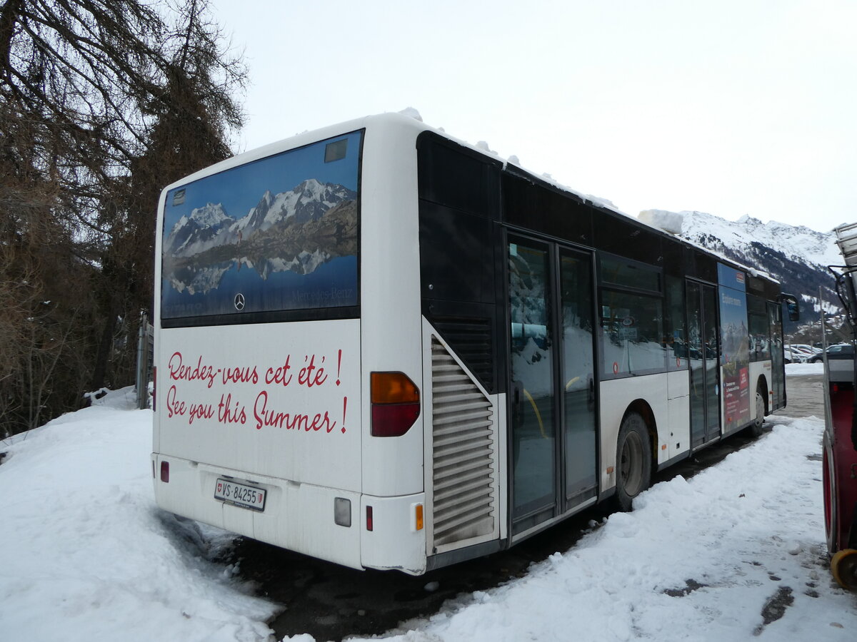 (245'038) - Buchard, Leytron - Nr. 63/VS 84'255 - Mercedes (ex BLT Oberwil Nr. 45) am 14. Januar 2023 in La Tzoumaz, L'Eterpey