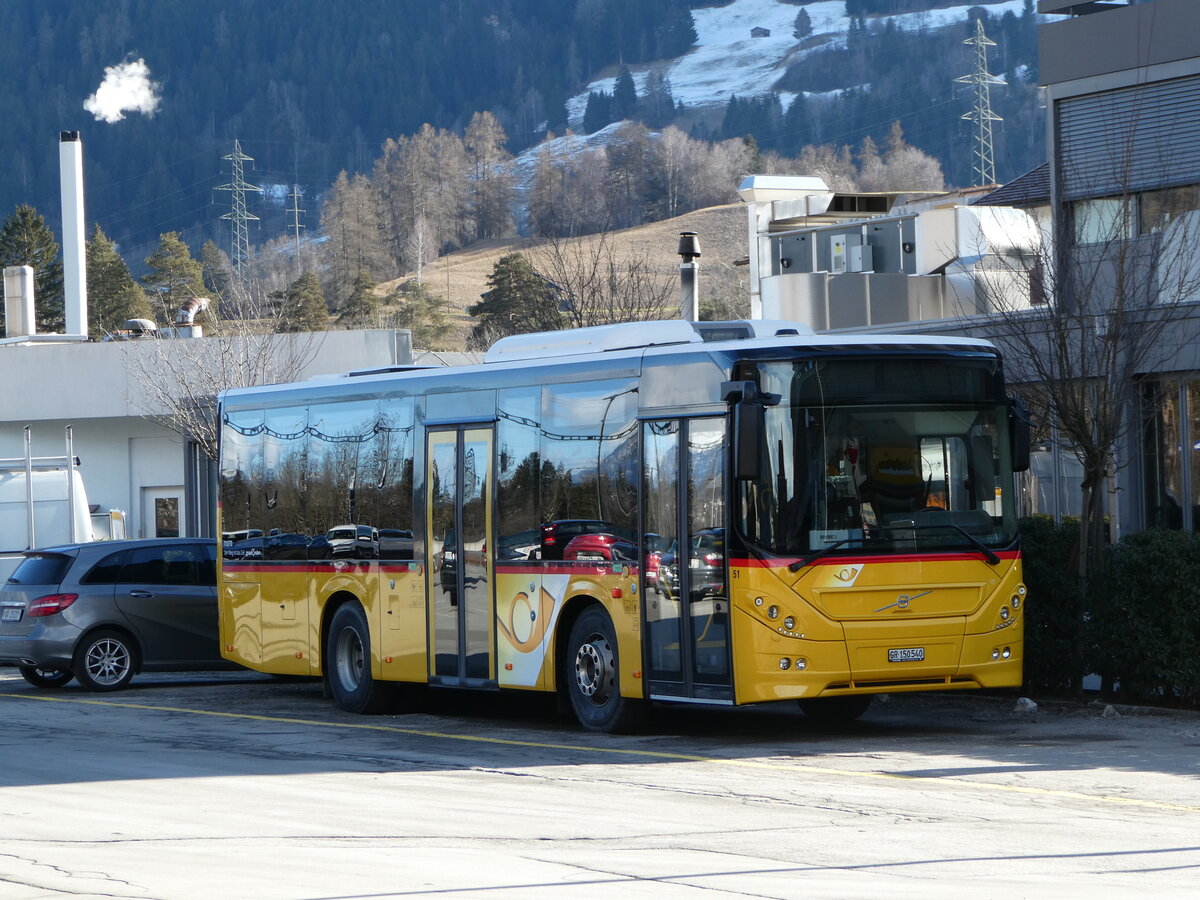 (245'130) - PostAuto Graubnden - Nr. 51/GR 150'540/PID 11'070 - Volvo (ex Buchli, Versam) am 18. Januar 2023 beim Bahnhof Ilanz