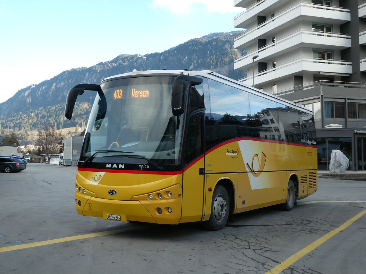 (245'169) - PostAuto Graubnden - Nr. 52/GR 162'994/PID 5635 - MAN/Beulas (ex Buchli, Versam) am 18. Januar 2023 beim Bahnhof Ilanz