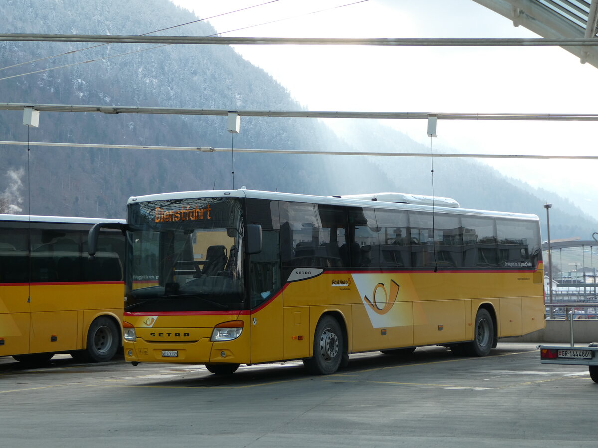 (245'875) - PostAuto Graubnden - GR 179'709/PID 11'299 - Setra am 6. Februar 2023 in Chur, Postautostation