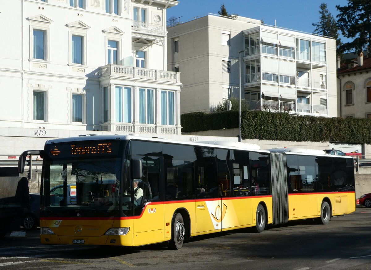 (245'894) - PostAuto Nordschweiz - BL 196'034/PID 5348 - Mercedes am 7. Februar 2023 beim Bahnhof Locarno