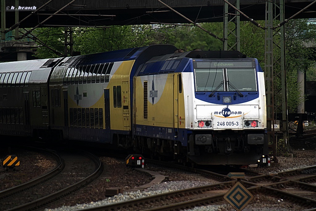 246 005-3 schob den metronom richtung cuxhafen am 25.04.14