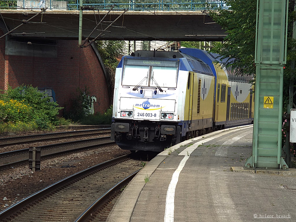 246.003-8 stand mit den metronom am 28.08.13 im bhf harburg