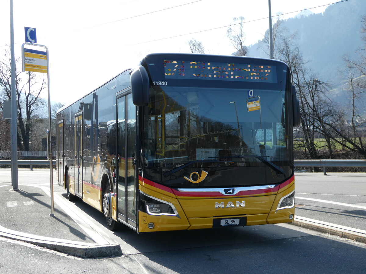 (246'475) - Niederer, Filzbach - Nr. 11/GL 95/PID 11'840 - MAN am 24. Februar 2023 beim Bahnhof Ziegelbrcke