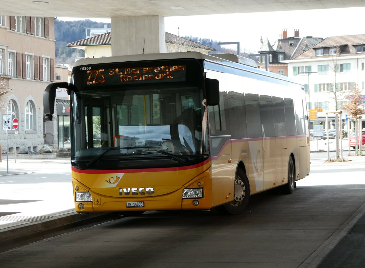 (247'033) - PostAuto Ostschweiz - AR 14'855/PID 10'369 - Iveco am 9. März 2023 beim Bahnhof St. Margrethen