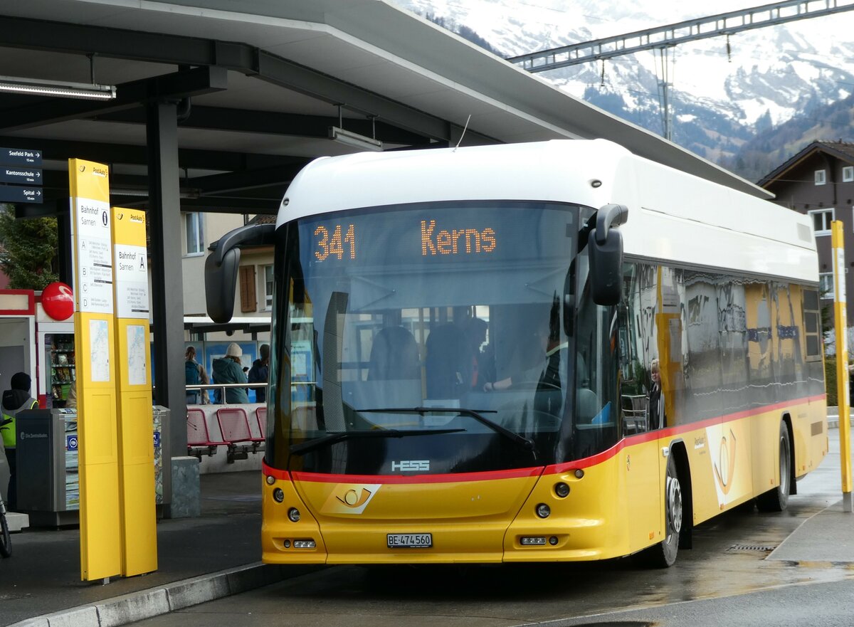 (247'133) - PostAuto Bern - BE 474'560/PID 10'247 - Hess am 10. Mrz 2023 beim Bahnhof Sarnen