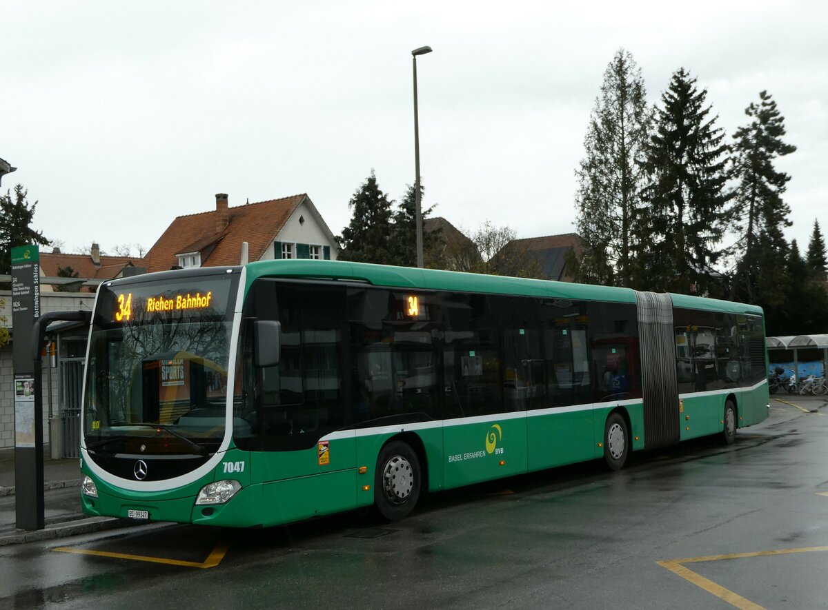 (247'891) - BVB Basel - Nr. 7047/BS 99'347 - Mercedes am 30. Mrz 2023 in Bottmingen, Schloss