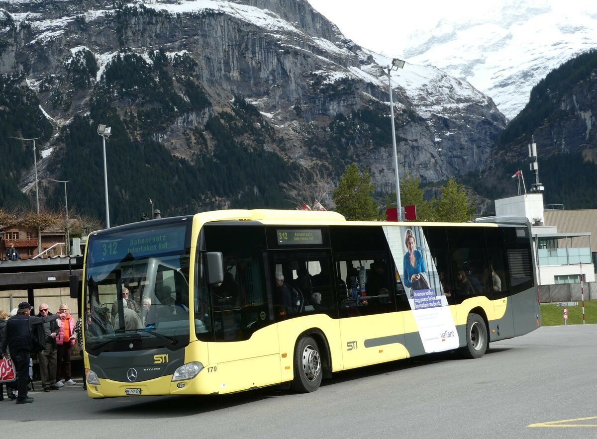 (248'845) - STI Thun - Nr. 179/BE 752'179 - Mercedes am 18. April 2023 beim Bahnhof Grindelwald