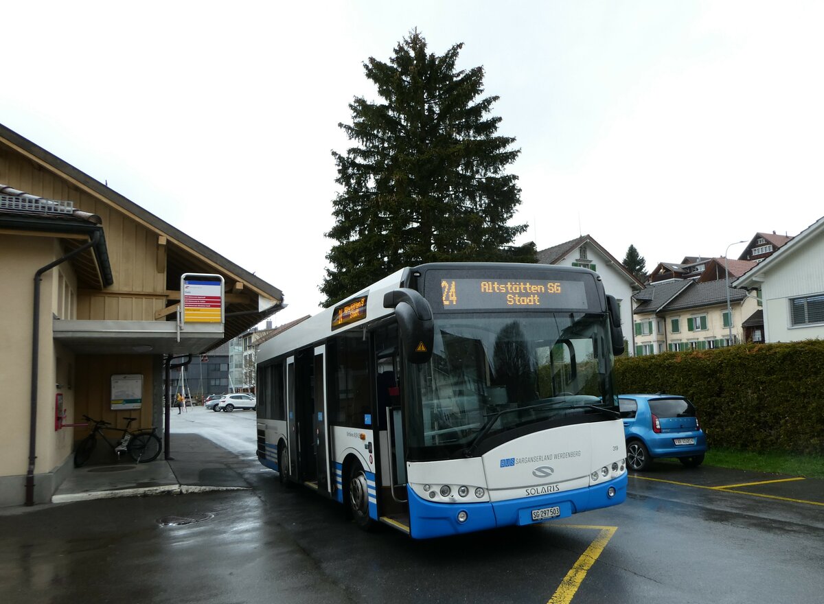 (249'105) - BSW Sargans - Nr. 319/SG 297'503 - Solaris am 25. April 2023 beim Bahnhof Gais