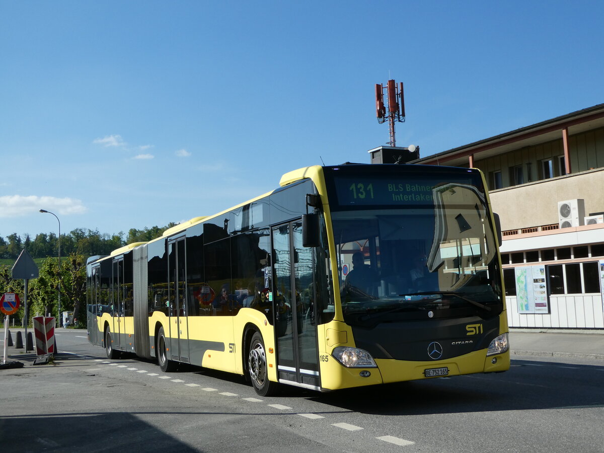 (249'511) - STI Thun - Nr. 165/BE 752'165 - Mercedes am 3. Mai 2023 beim Bahnhof Spiez