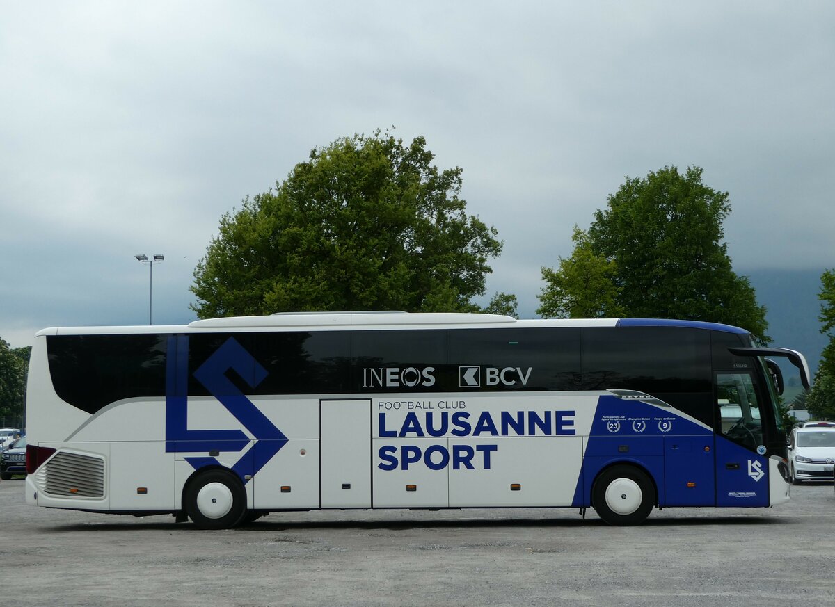 (250'262) - Thomas, Echallens - VD 1505 - Setra am 19. Mai 2023 in Thun, Lachenwiese