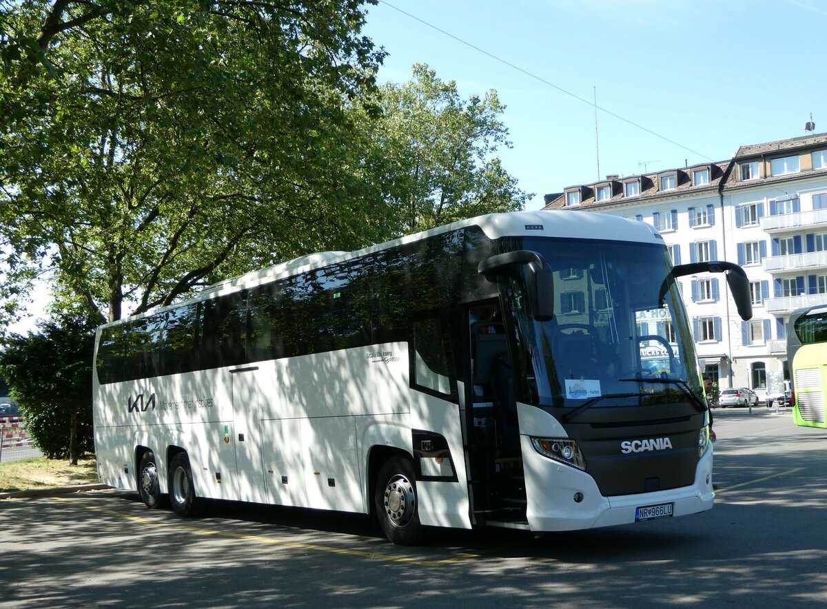 (251'409) - Aus der Slowakei: ??? - NR-966LU - Scania/Higer am 13. Juni 2023 in Zrich, Sihlquai