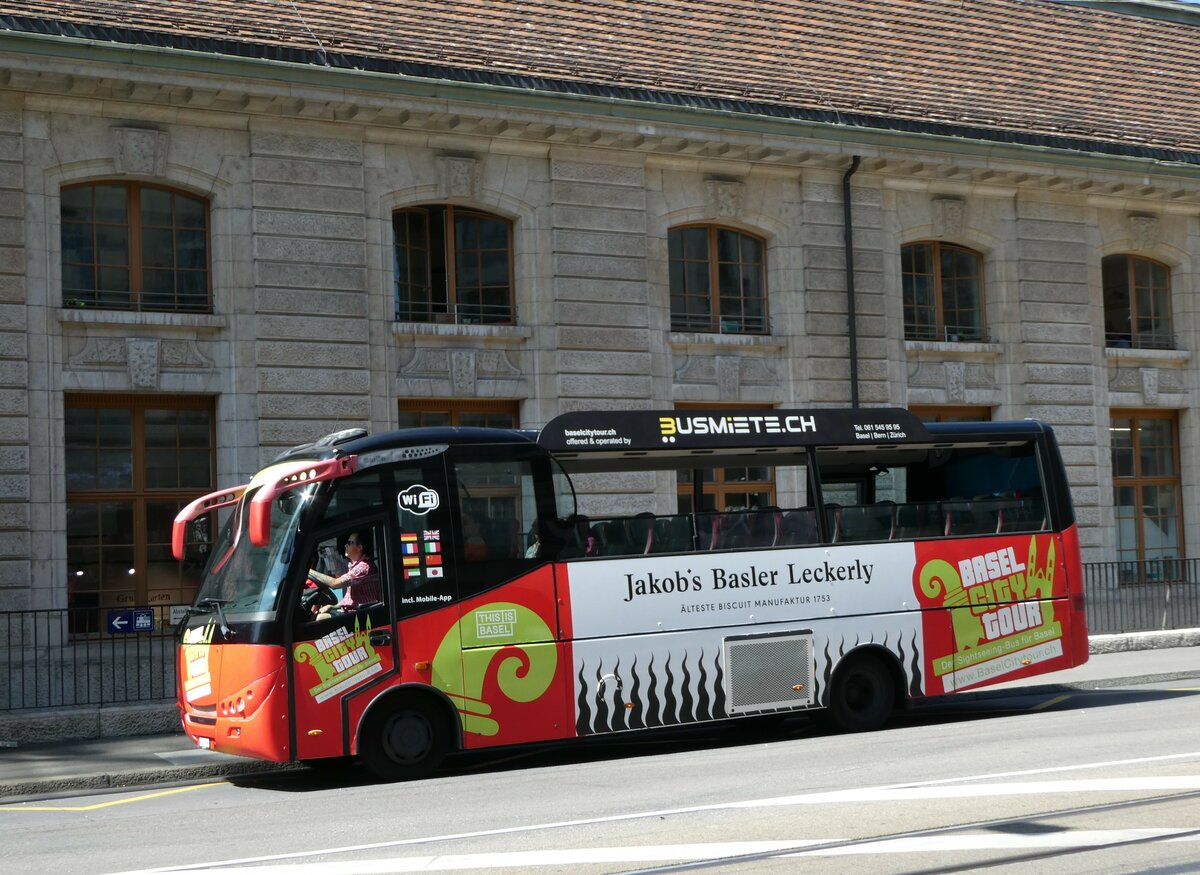 (252'397) - Busmiete, Mnchenstein - BS 38'696 - StaCo am 7. Juli 2023 beim Bahnhof Basel