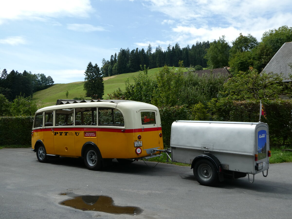 (253'550) - Schmid, Thrishaus - Nr. 3/BE 26'760 - Saurer/Gangloff (ex Geiger, Adelboden Nr. 3) am 9. August 2023 in Rinderbach, Rest. zur Sge