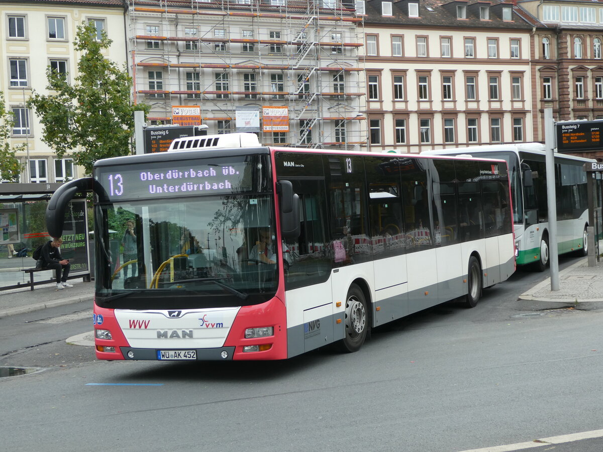 (254'313) - NVG Wrzburg - Nr. 452/W-AK 452 - MAN am 29. August 2023 beim Bahnhof Wrzburg