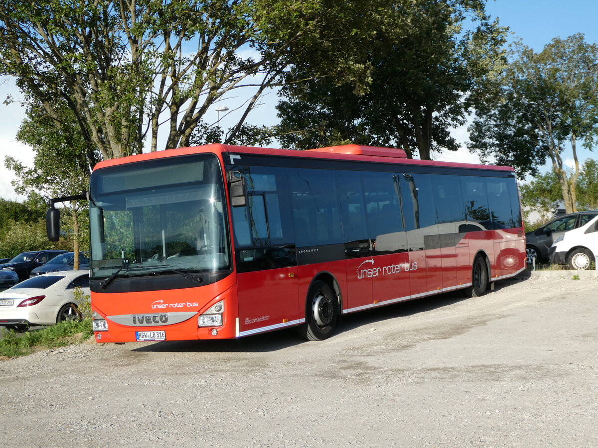 (254'508) - Unser Roter Bus, Knigsbrck - HGW-LB 316 - Iveco am 31. August 2023 in Greifswald, City Automobile