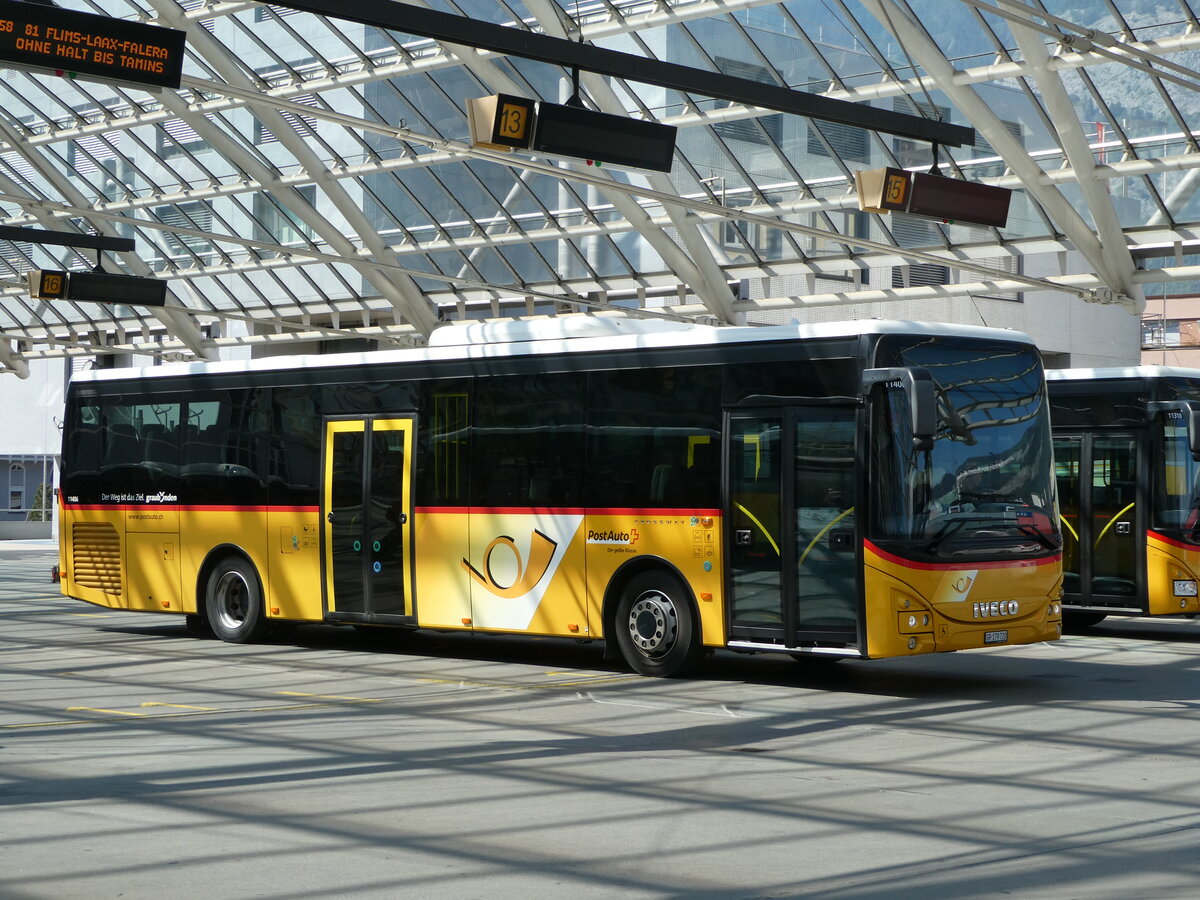 (254'926) - PostAuto Graubnden - GR 179'720/PID 11'406 - Iveco am 8. September 2023 in Chur, Postautostation