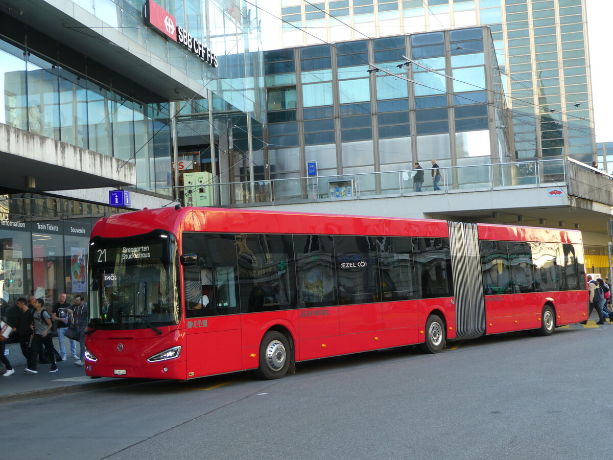 (255'552) - Bernmobil, Bern - Nr. 244/BE 881'244 - Irizar am 25. September 2023 beim Bahnhof Bern