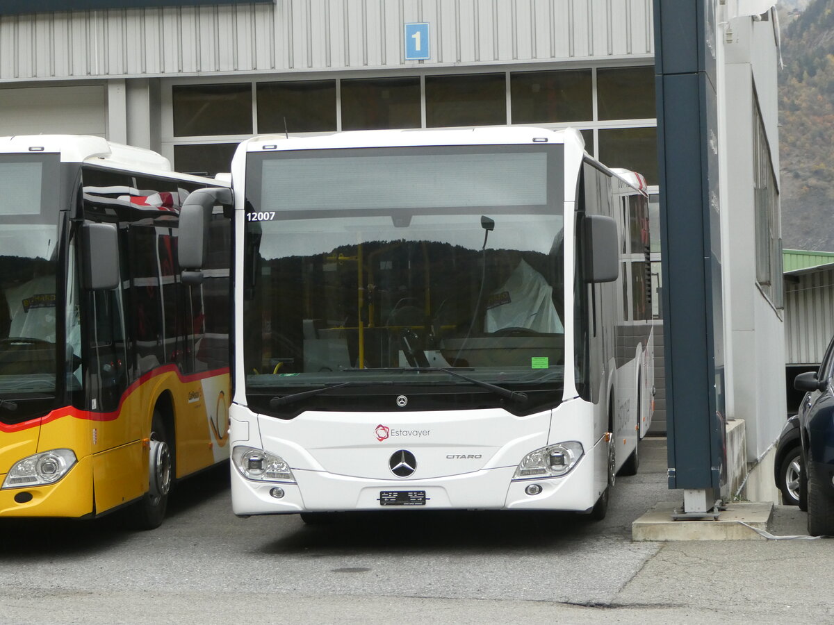 (257'039) - CarPostal Ouest - PID 12'007 - Mercedes am 16. November 2023 in Leytron, Garage Buchard