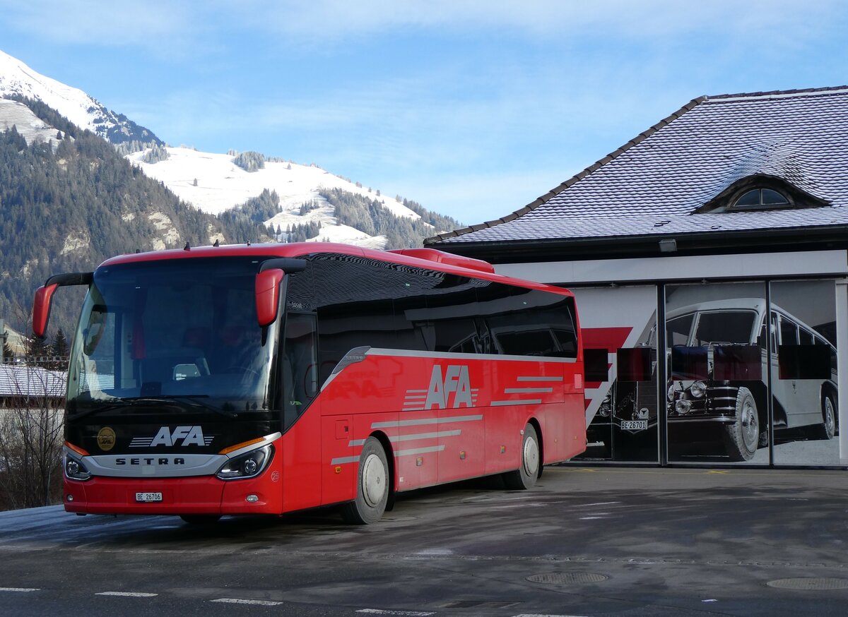 (258'753) - AFA Adelboden - Nr. 25/BE 26'706 - Setra am 16. Januar 2024 beim Bahnhof Frutigen