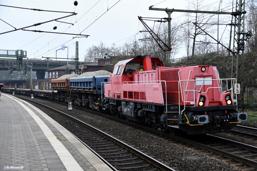 261 007-0 fuhr mit einen bauzug durch hh-harburg,05.04.19