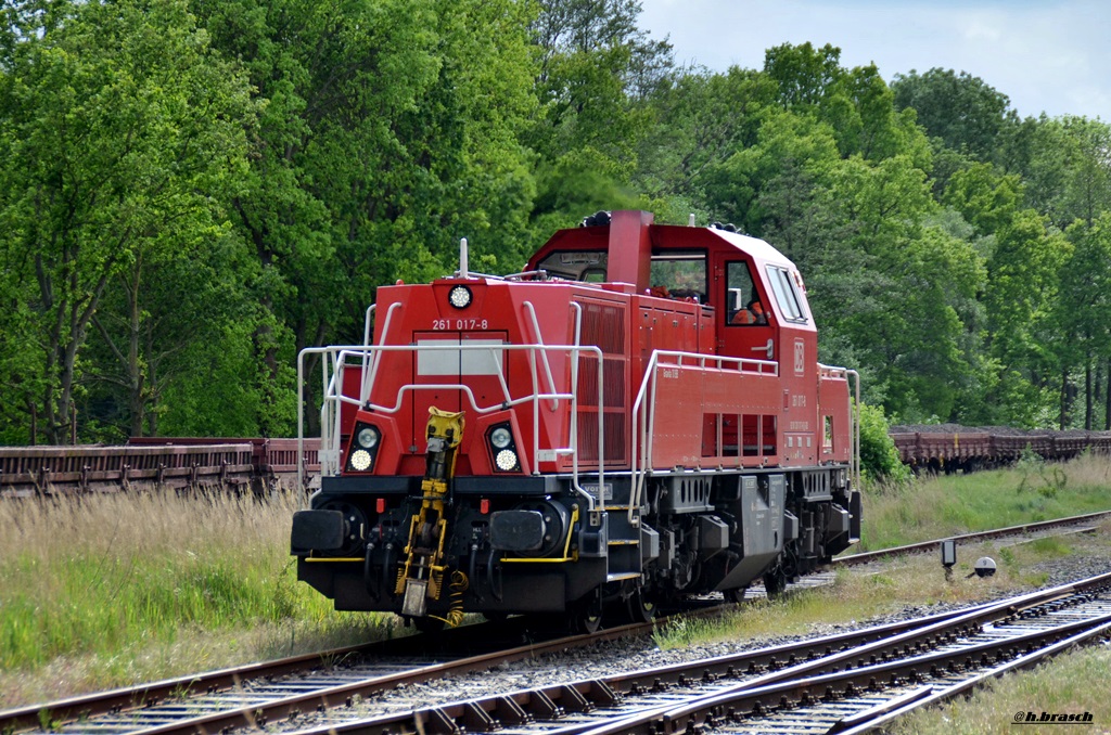 261 017-8 beim kopfmachen im bahnhof von glinde,22.05.19