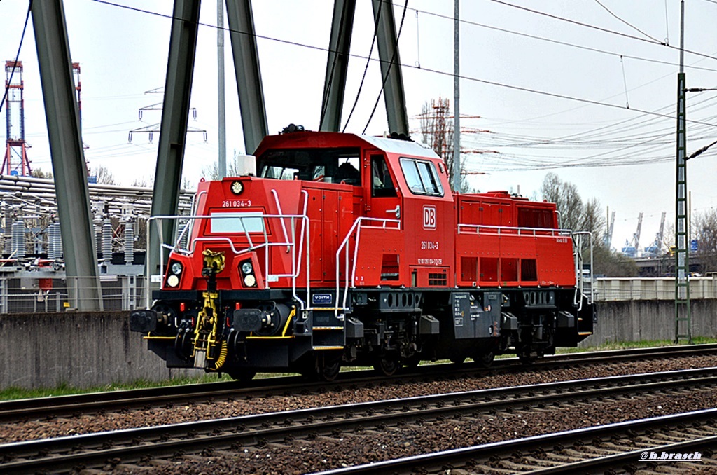 261 034-3 fuhr solo durch hh-waltershof,07.04.15