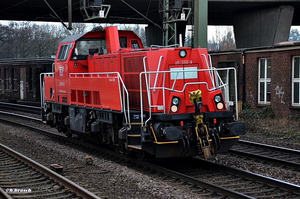 261 050-9 fuhr lz durch hh-harburg,30.01.15