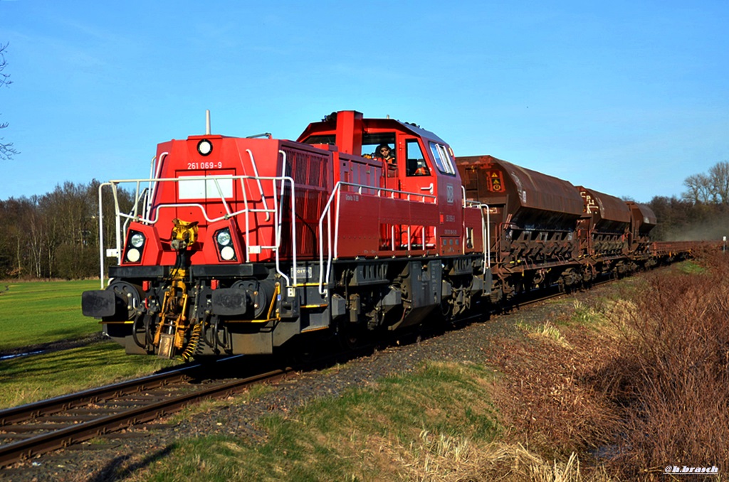 261 069-9 auf der fährt von glinde richtung billbrook,aufgenommen beim BÜ havighorster weg, 24.03.17