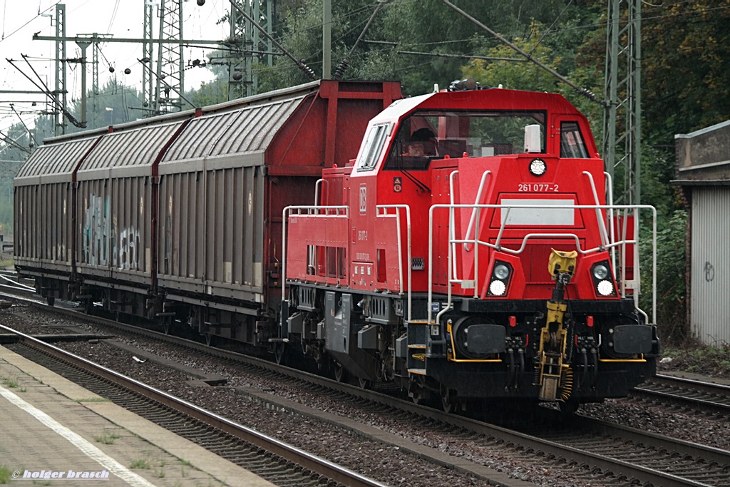 261 077-2 fuhr mit 3 schiebewandwagen durch hh-harburg am 25.09.13