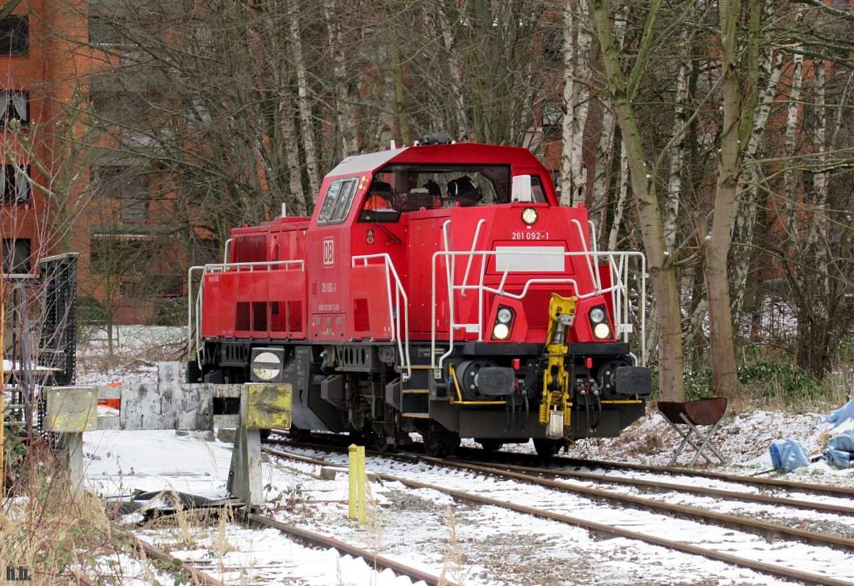 261 092-1 beim umsetzen im bahnhof glinde,09.02.21