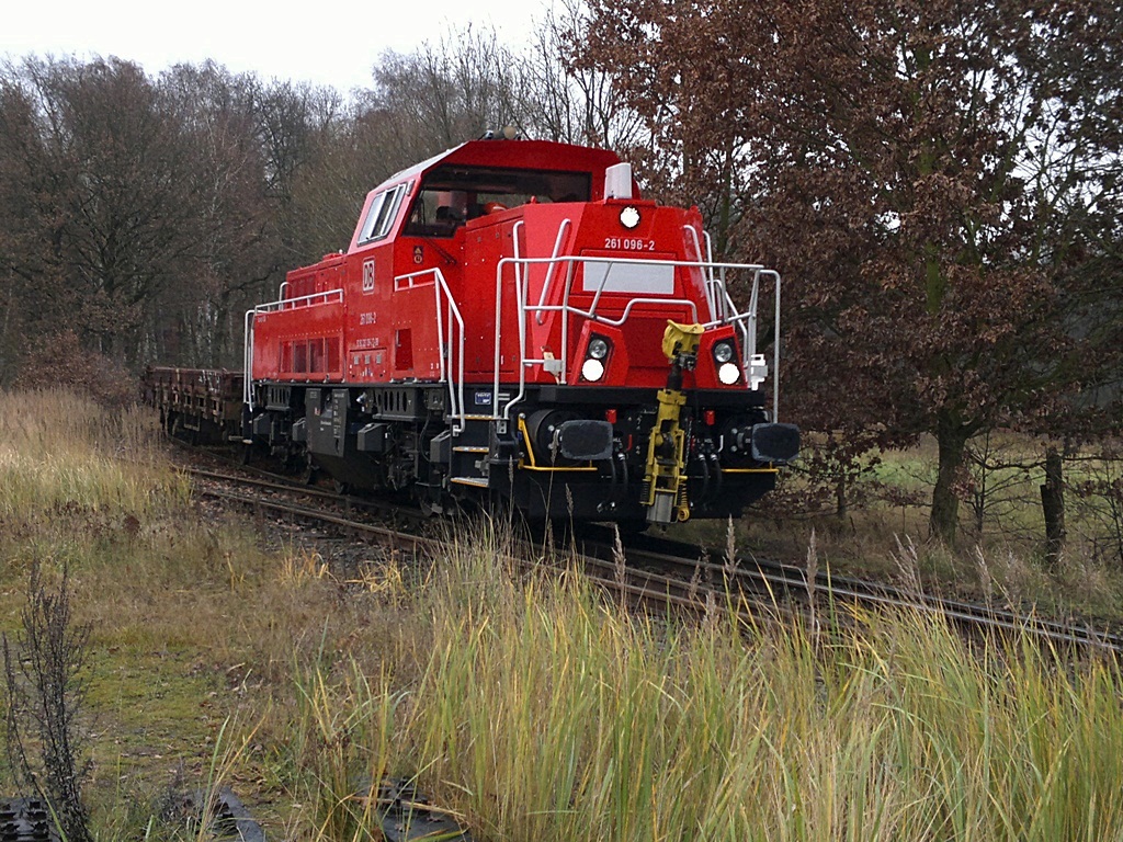 261 096-2 fuhr von koops zum bhf glinde am 23.11.12