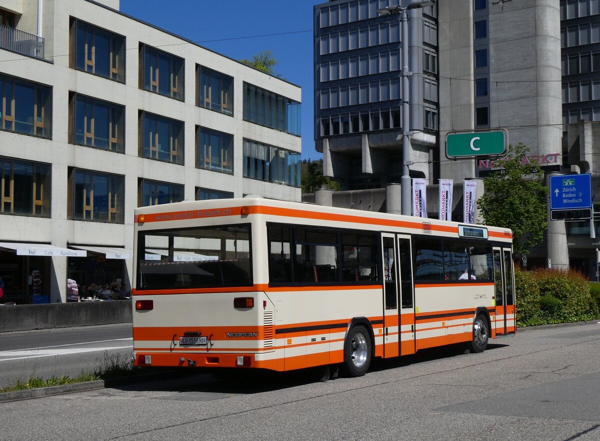 (261'741) - BSF Hochdorf - Nr. 11/LU 151'690 - Neoplan (ex Mder, Schwanden) am 27. April 2024 beim Bahnhof Brugg