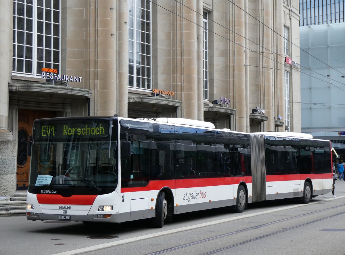 (262'817) - St. Gallerbus, St. Gallen - Nr. 275/SG 198'275 - MAN am 24. Mai 2024 beim Bahnhof St. Gallen