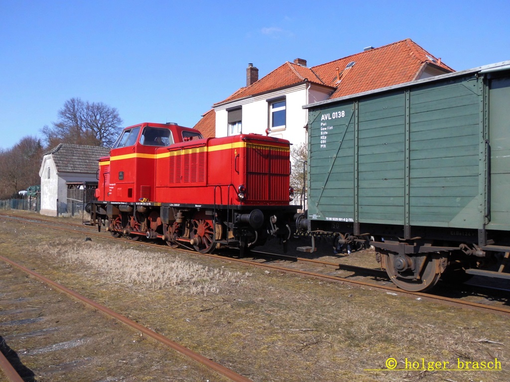 265 103-2 der AVL war bei rangierarbeiten am bf bleckede,01.04.13