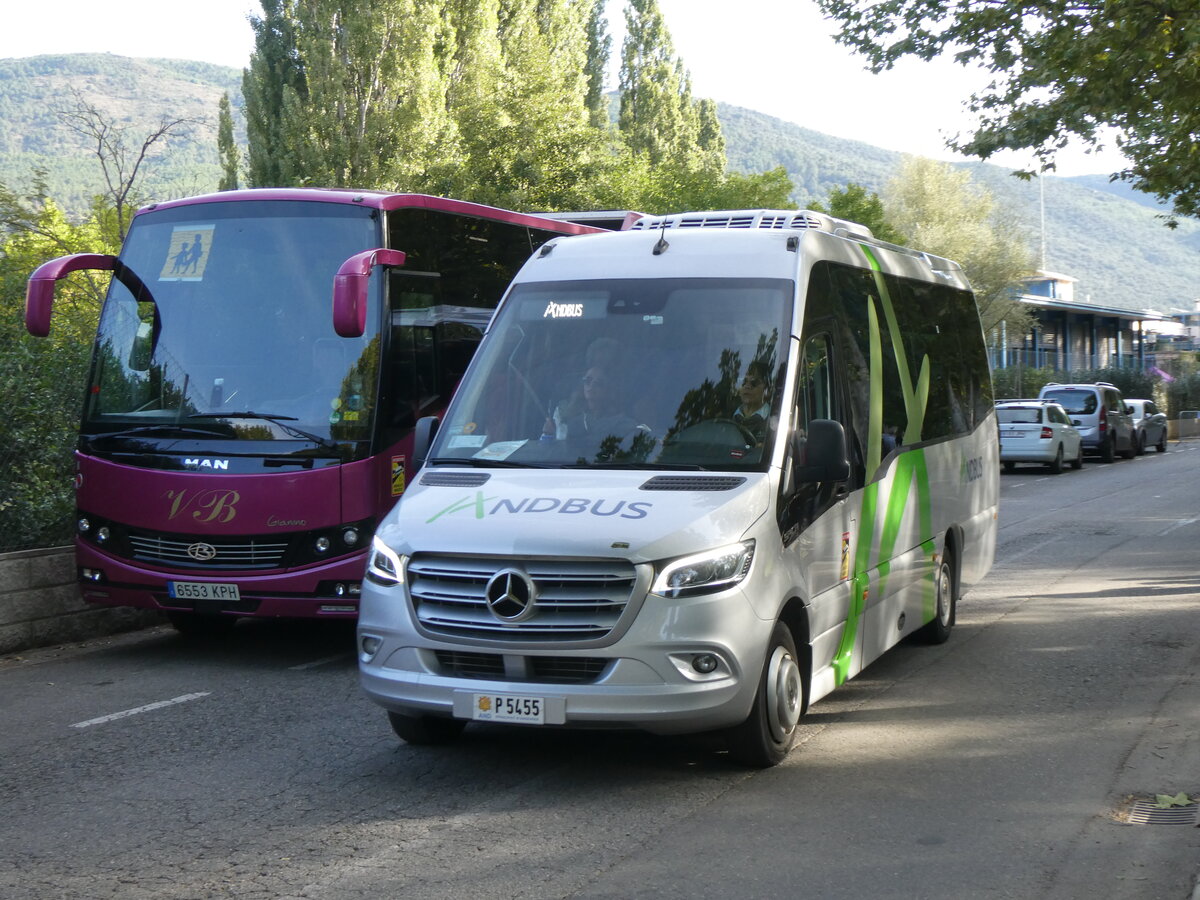 (267'087) - Aus Andorra: Andbus, Andorra la Vella - P5455 - Mercedes am 17. September 2024 in Seu d'Urgell