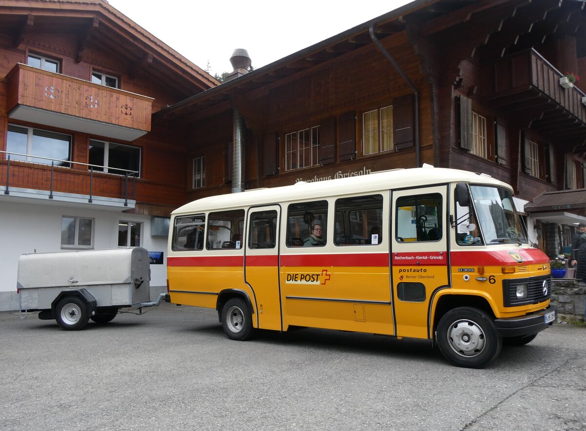 (268'069) - Aus Deutschland: Hahn, Mnchen - Nr. 6/M-MB 309H - Mercedes (ex Mller, CH-Ennetmoos Nr. 6; ex Portenier, CH-Adelboden Nr. 6/PID 492; ex Geiger, CH-Adelboden Nr. 6) am 12. Oktober 2024 auf der Griesalp