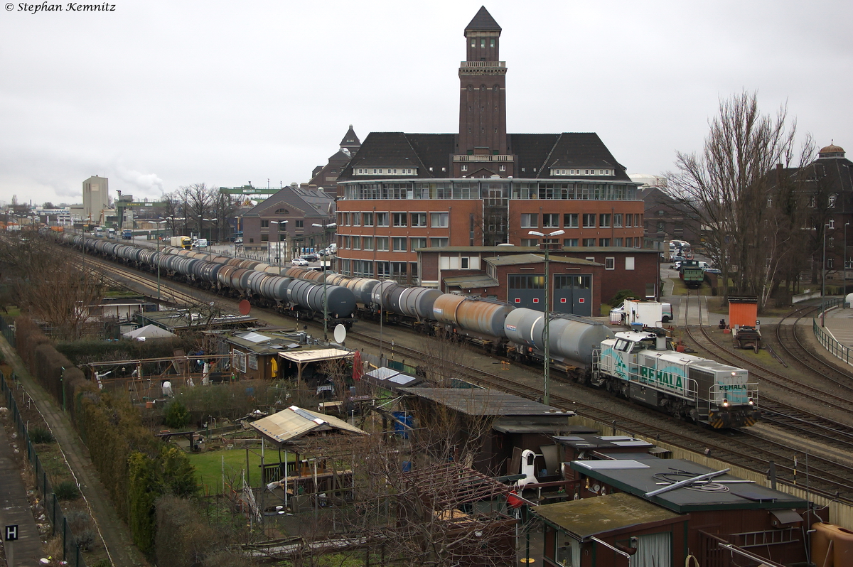 277 406-5 BEHALA - Berliner Hafen- und Lagerhausgesellschaft mbH, beim rangieren eines Kesselzuges in Berlin Westhafen. 10.02.2015