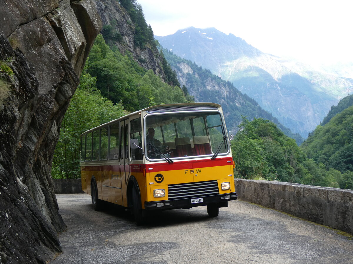 (277'463) - Lambach, Gommiswald - NW 24'301 - FBW/Eggli (ex Tanner+Lambach, Reigoldswil; ex Lambach, Rieden; ex Meier, Grt; ex AVG Grindelwald Nr. 13; ex P 24'182) am 1. Juli 2025 auf der alten Grimselstrasse