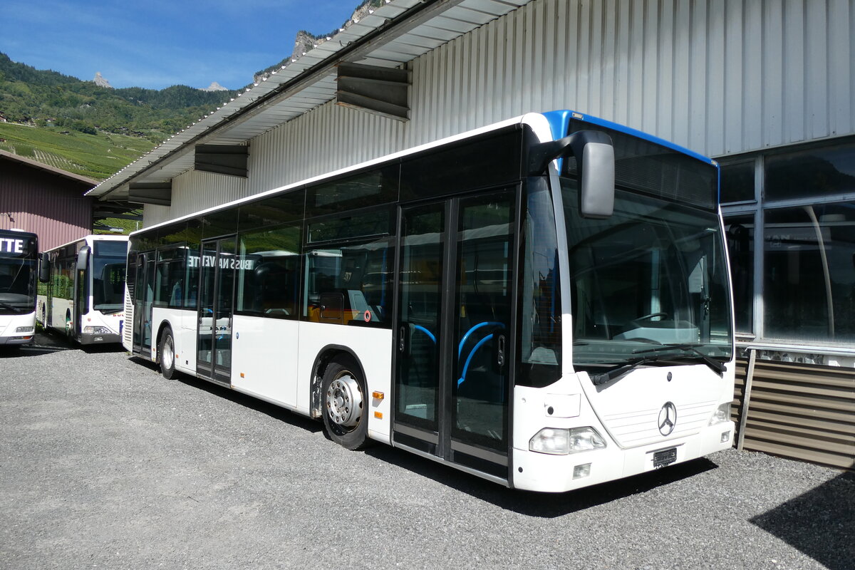 (279'984) - Buchard, Leytron - Mercedes (ex LLB Susten) am 6. September 2025 in Leytron, Garage