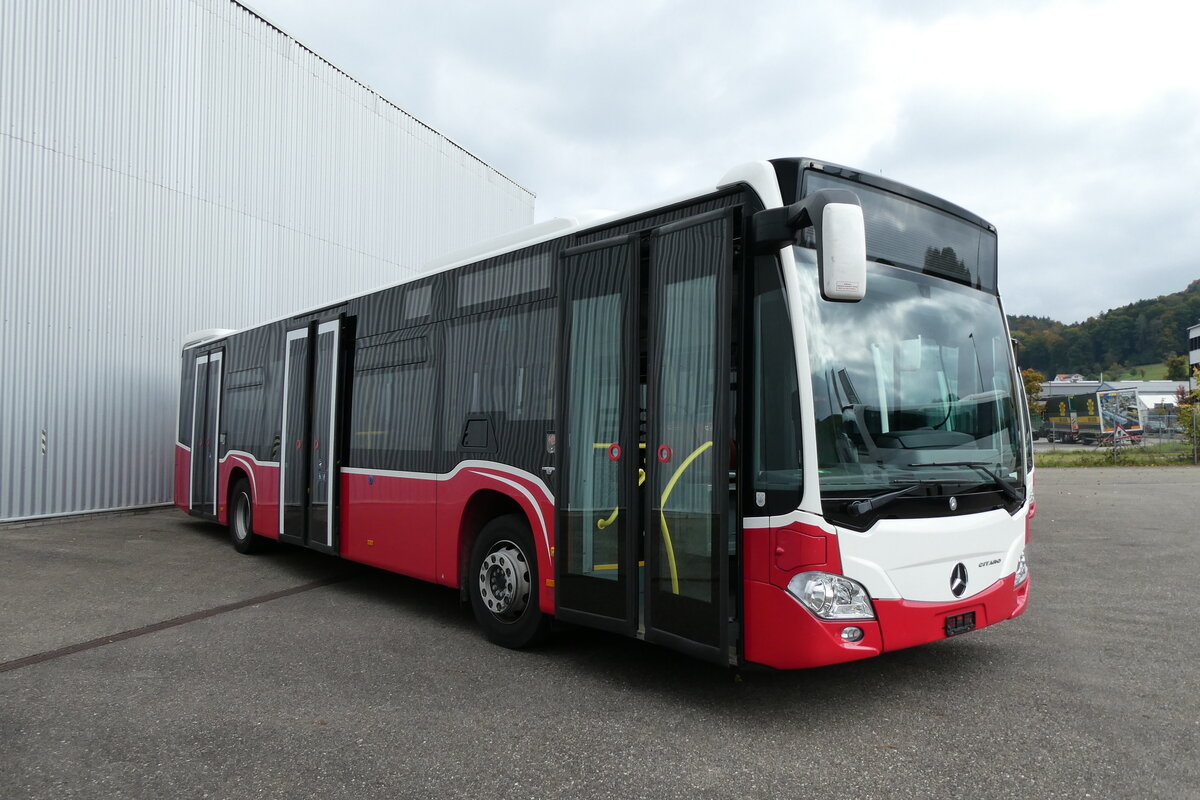 (281'188) - PostAuto Bern - PID 12'414 - Mercedes (ex Wiener Linien, A-Wien Nr. 8154) am 10. Oktober 2025 in Winterthur, Daimler Buses