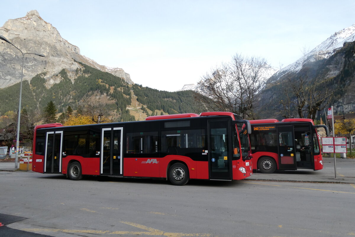(281'954) - AFA Adelboden - Nr. 92/BE 19'692 - Mercedes am 31. Oktober 2025 beim Bahnhof Kandersteg
