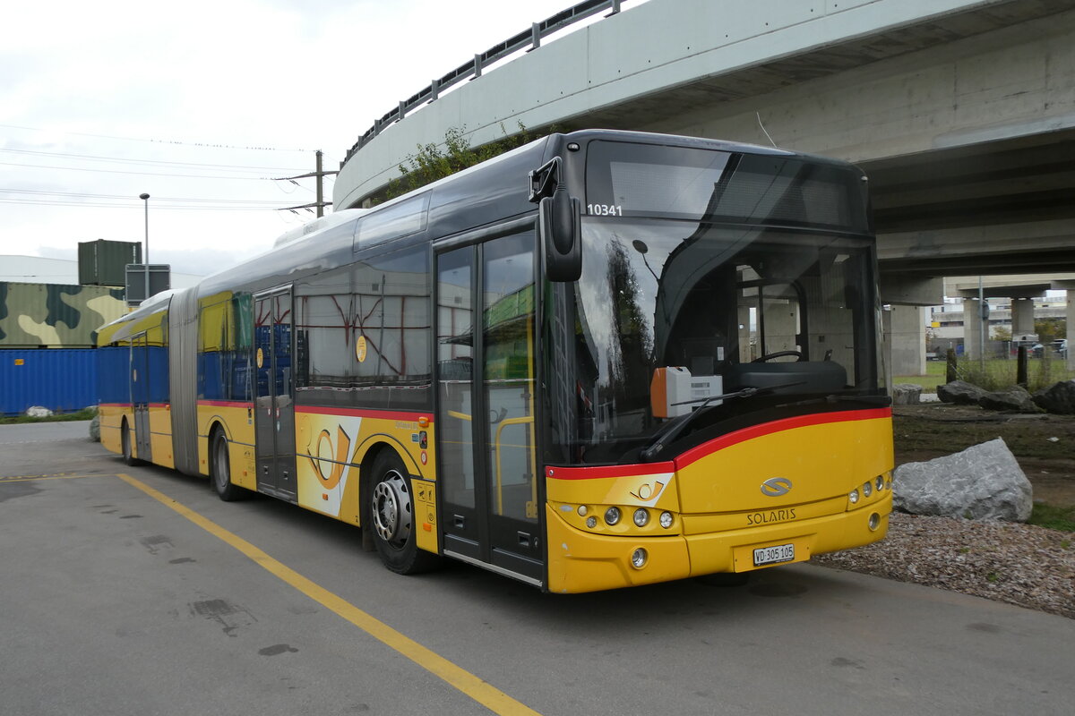 (282'456) - CarPostal Ouest - VD 305'105/PID 10'341 - Solaris am 15. November 2025 in Kerzers, Interbus