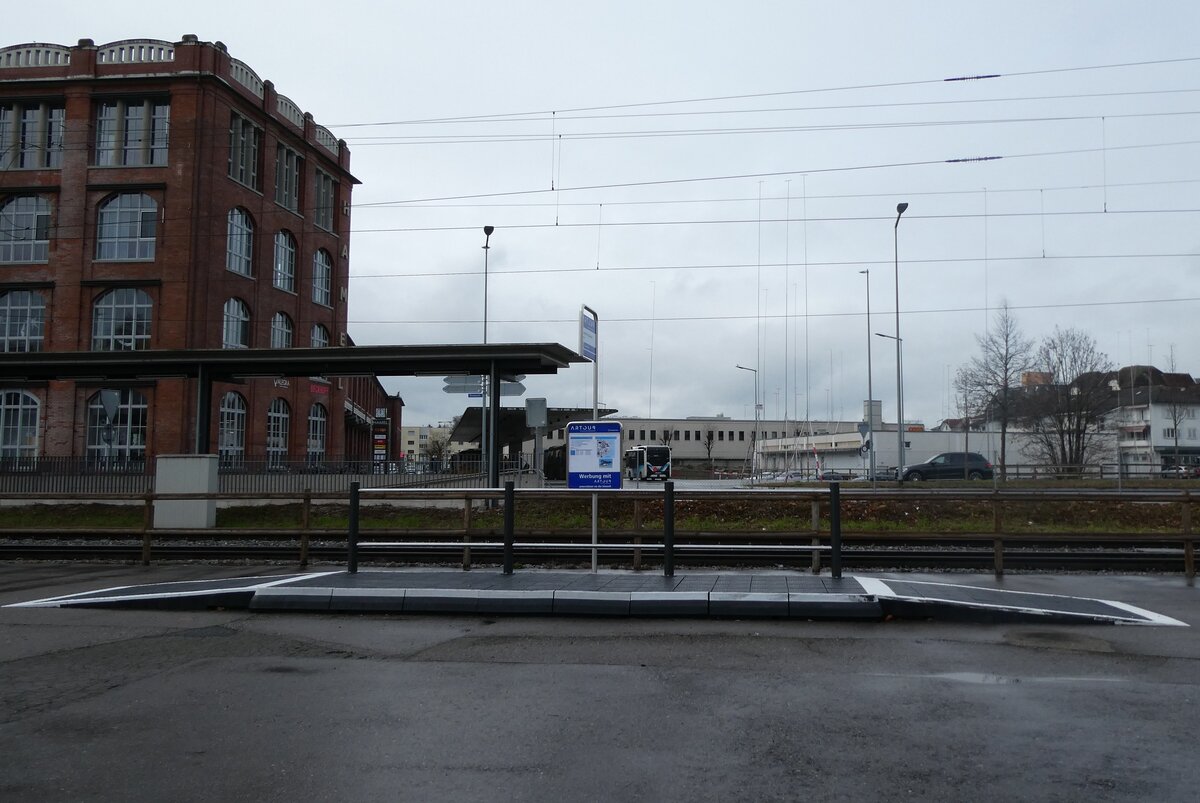 (282'774) - Artour-Haltestelle am 5. Dezember 2025 beim Bahnhof Arbon
