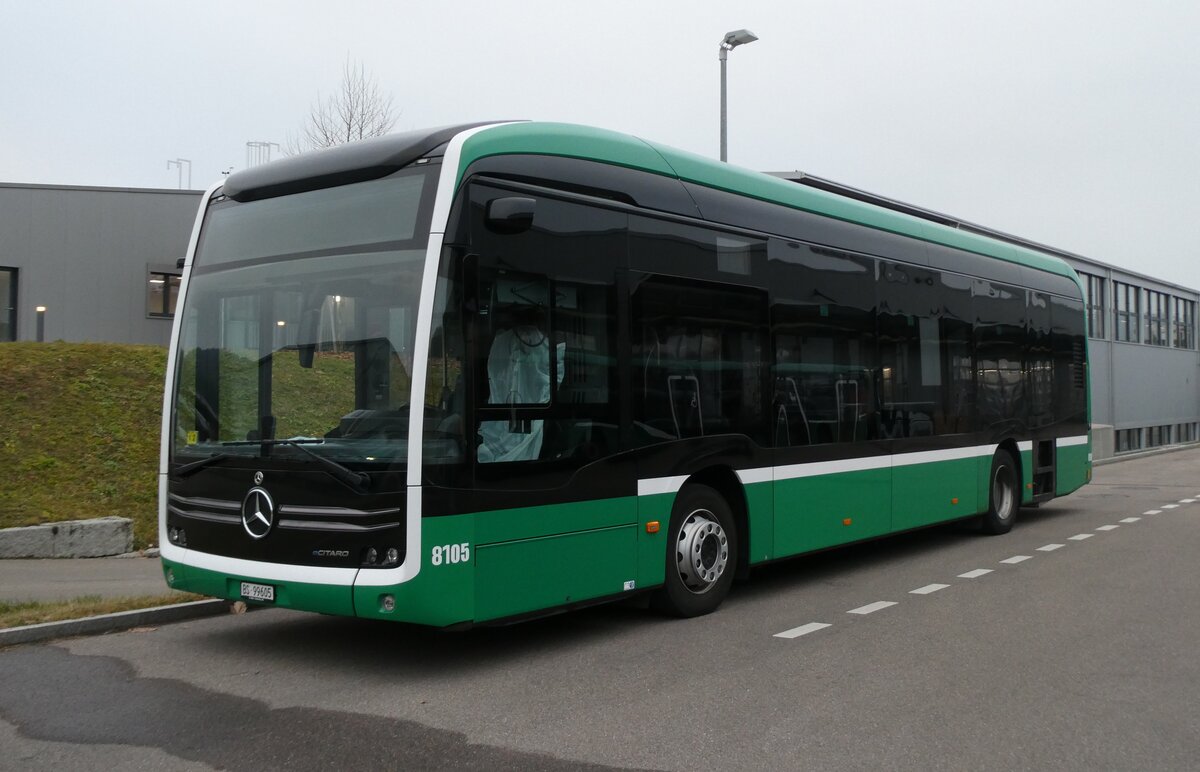 (283'067) - BVB Basel - Nr. 8105/BS 99'605 - eMercedes am 12. Dezember 2025 in Winterthur, Daimler Buses