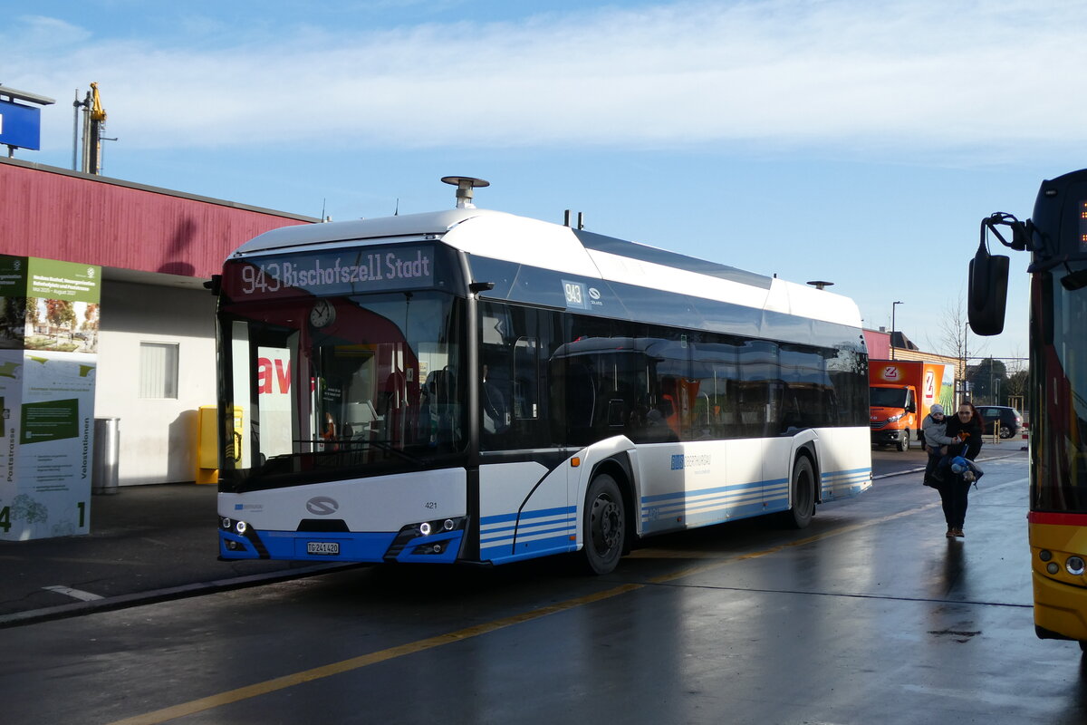 (284'172) - BOTG Amriswil - Nr. 421/TG 241'420 - eSolaris am 16. Januar 2026 beim Bahnhof Amriswil