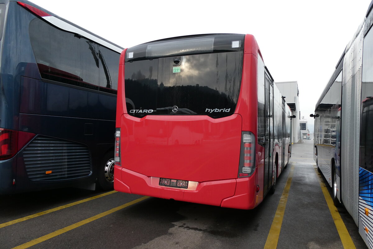 (284'242) - VZO Gr�ningen - (621'974) - Mercedes am 17. Januar 2026 in Winterthur, Daimler Buses