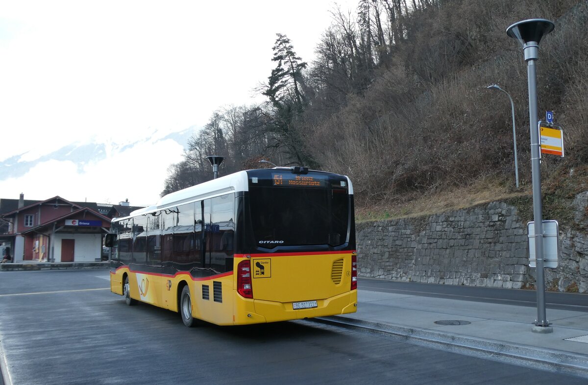 (284'344) - Fl�ck, Brienz - Nr. 4/BE 517'311/PID 10'858 - Mercedes am 26. Januar 2026 beim Bahnhof Brienz